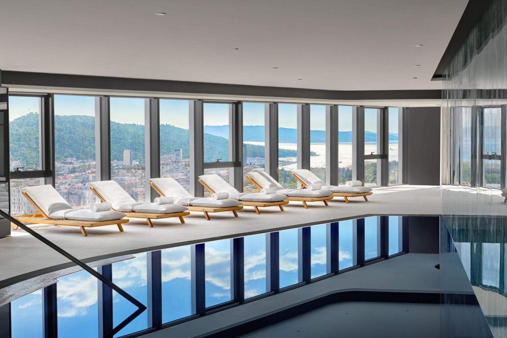 Ac Hotel By Marriott Split Exterior foto